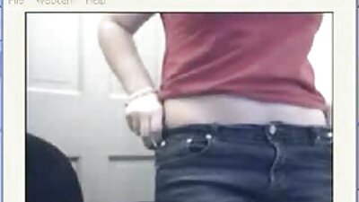 ผลักเจี๊ยบอ้วนเข้าไปในรูช่องคลอดที่ไม่รู้จักพอของเธอ . xxxxx วีดีโอ