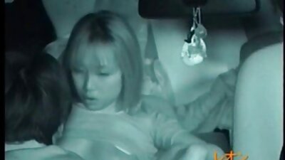 นักเต้นก้มลงเหมือนเป็นมะเร็งและรู้สึกว่ามีจู๋สองตัวอยู่ในตูดของเธอ ดู วีดีโอ หนัง โป้