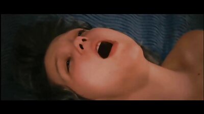 เจ้าหญิงโอเรียนเต็ลอยู่บนองคชาติหนา. ดู วีดีโอ โป๋