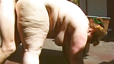 นักรบแอ วีดีโอ โป๊ เกาหลี ธ เลติกดึงสาว busty บนกระเจี๊ยว