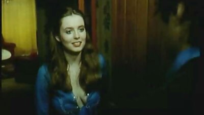 ด้วยสมาชิกที่แข็งแกร่งชายใส่สีบลอนด์ busty ในหี . วีดีโอ โป๊ ดารา