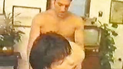 ผู้ชาย fucks นักเรียนเพื่อเงินและถ่ายเซ็กส์ในกล้อง วีดีโอ หนัง โป็